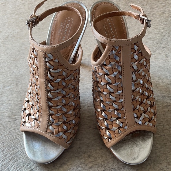 Coach “Leela” 7 1/2 Leather Basketweave Stiletto High Heel Shoes - Picture 3 of 11